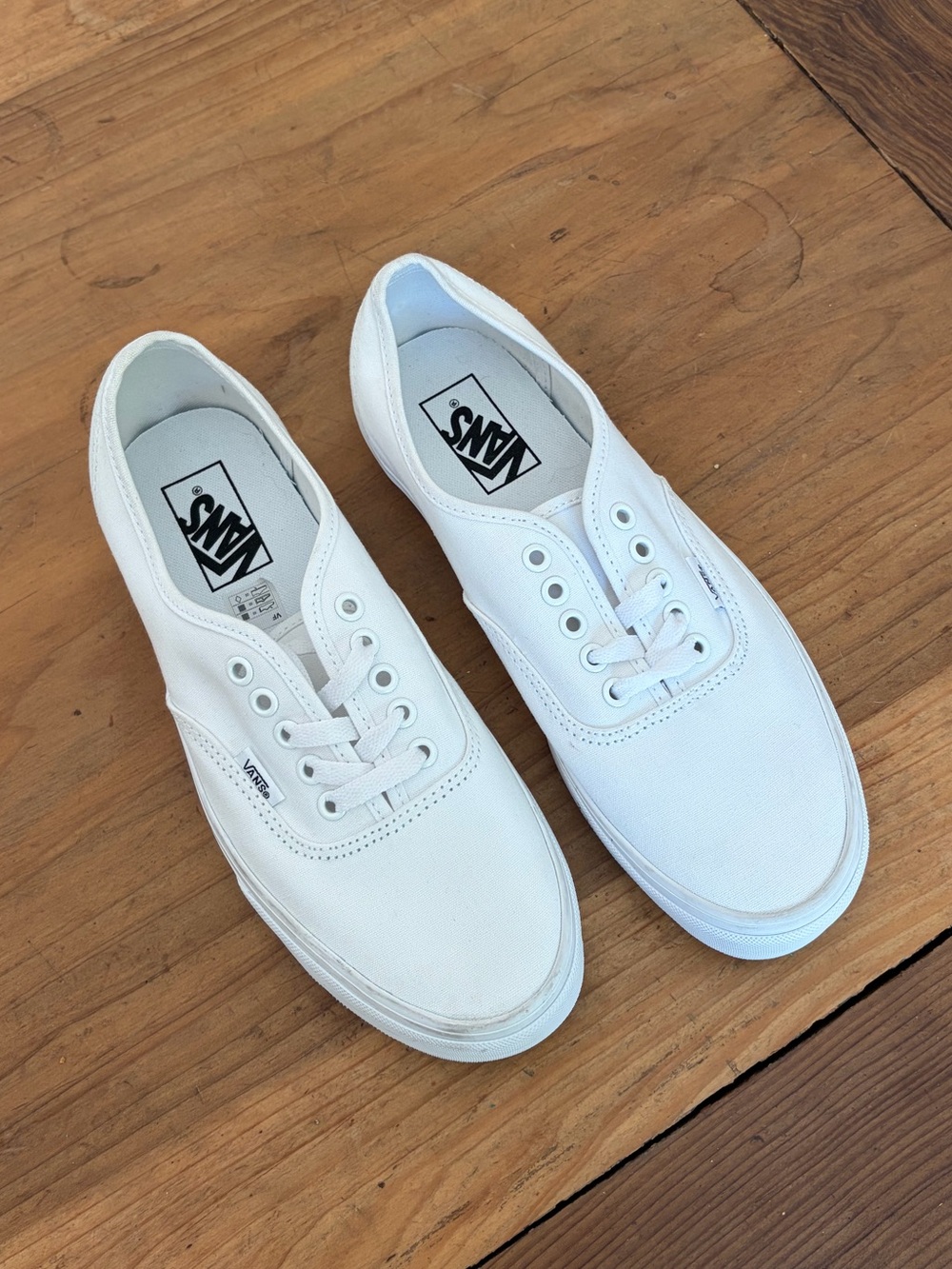 WHITE VANS